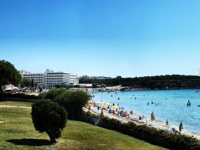 Tuntas Beach Hotel Altinkum 13