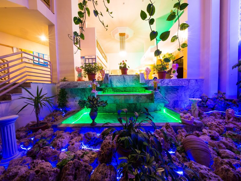 Tuntas Beach Hotel Altinkum 22