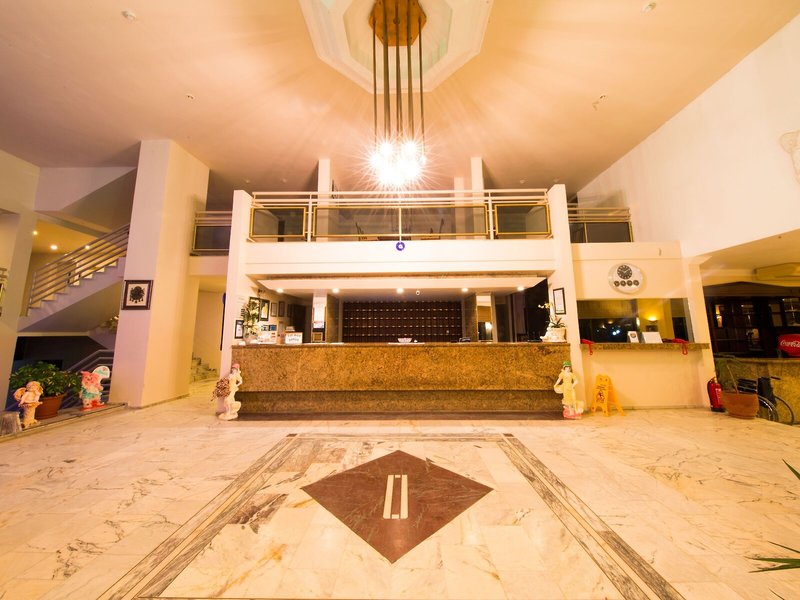 Tuntas Beach Hotel Altinkum 23