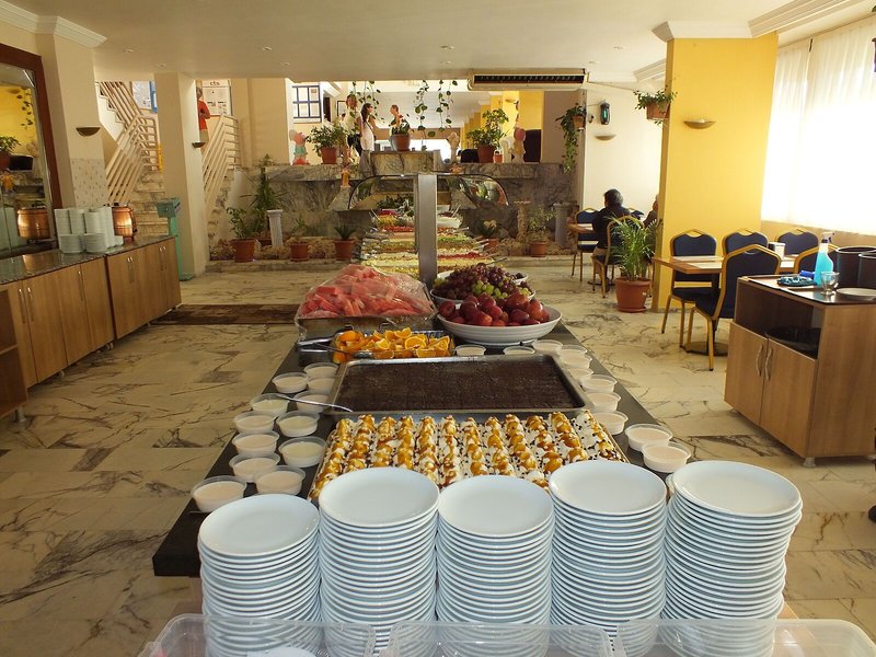 Tuntas Beach Hotel Altinkum 30