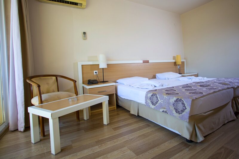 Tuntas Beach Hotel Altinkum 20