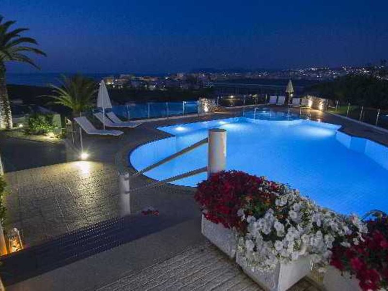 Frida Apartments 1 - Exterior