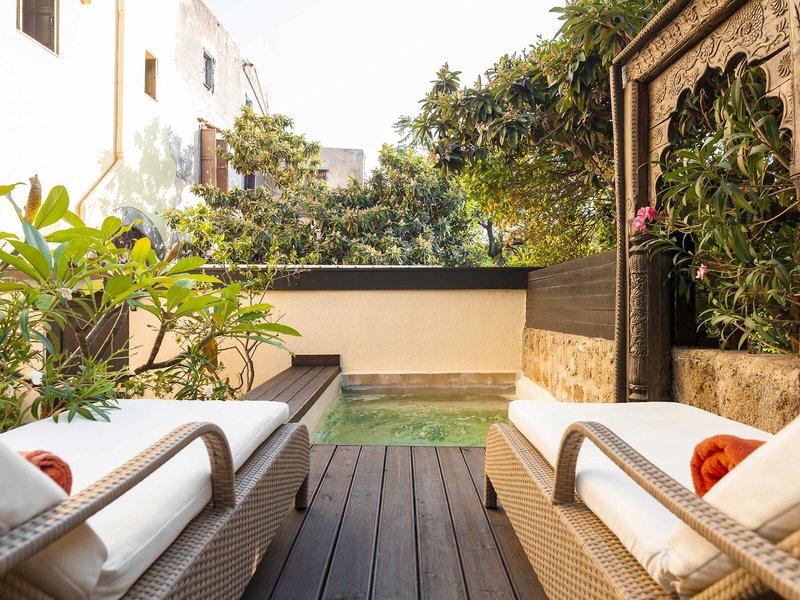 Spirit of the Knights Boutique Hotel 1