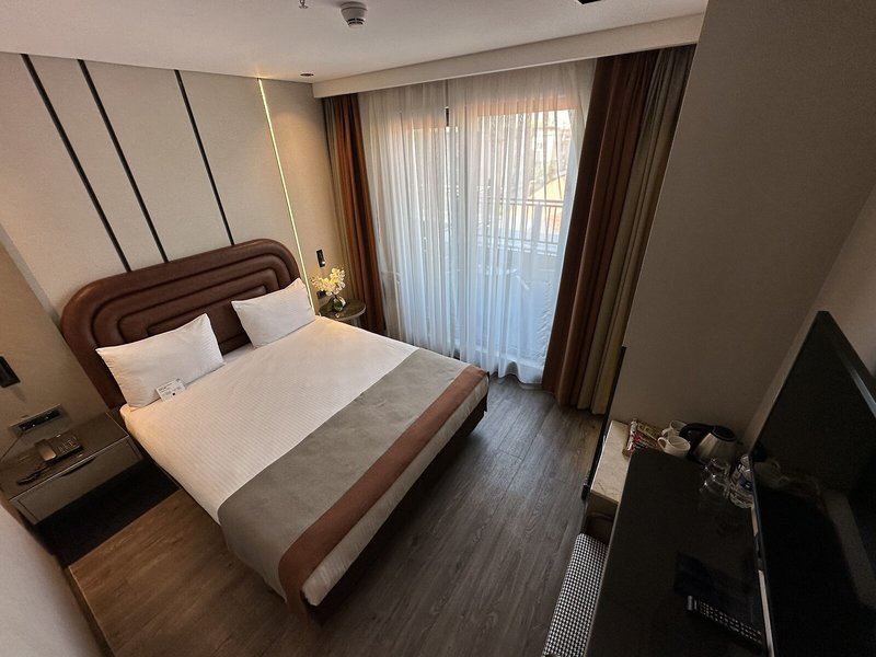 Edition Old City Boutique Hotel 15