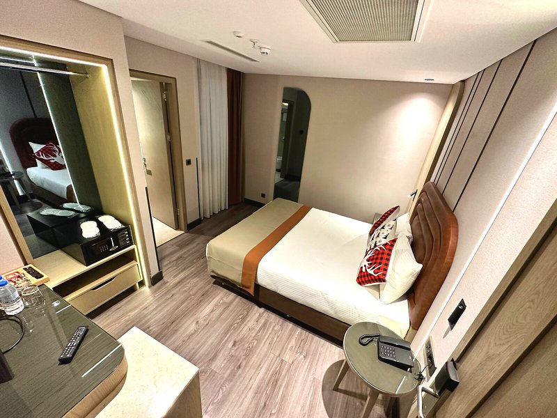 Edition Old City Boutique Hotel 19