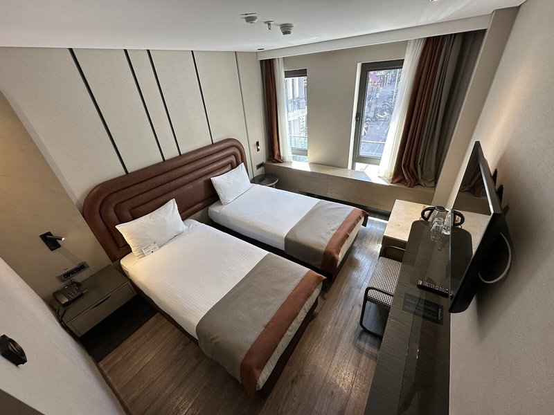 Edition Old City Boutique Hotel 21