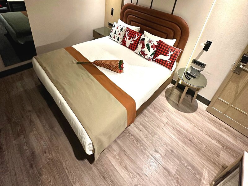 Edition Old City Boutique Hotel 22