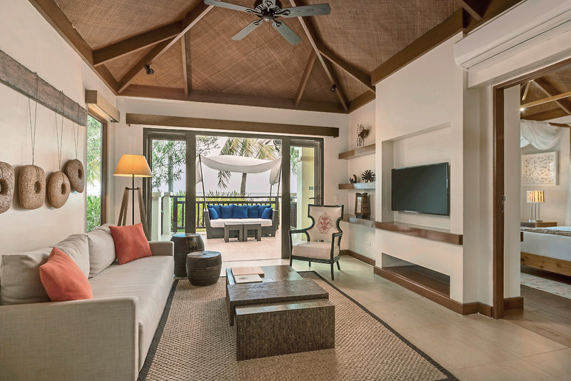 Crimson Resort & Spa 6