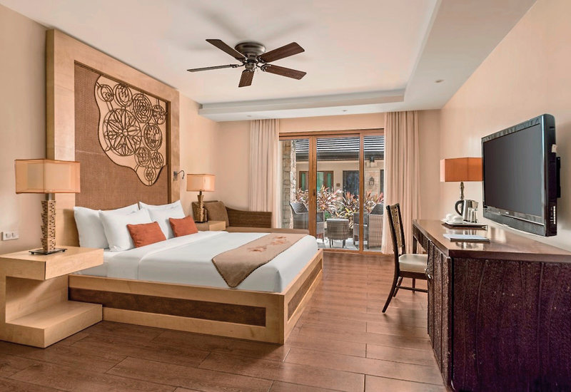 Crimson Resort & Spa 9