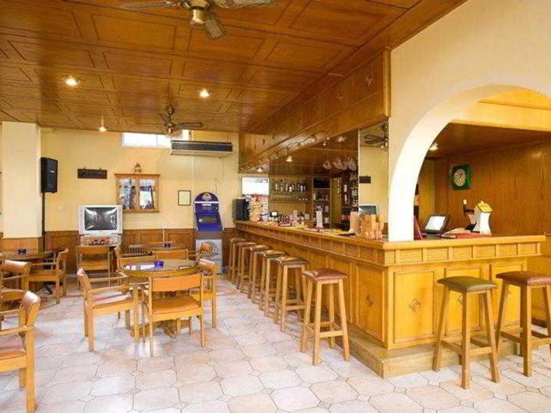 Aphrodite Club Erimi 8 - Bar