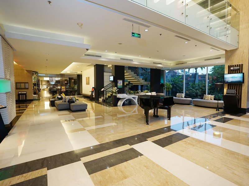 Holiday Inn Bandung Pasteur 2