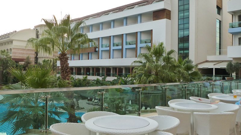 Port Side Resort Hotel 12