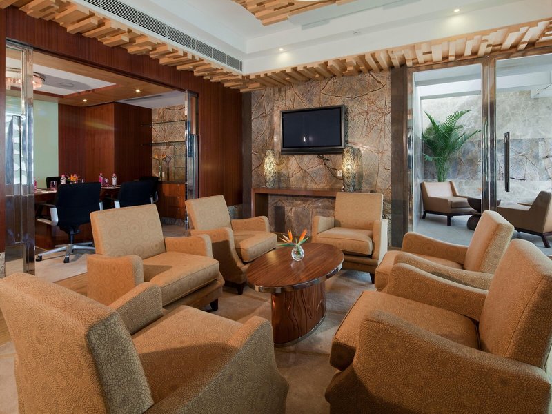 Crowne Plaza New Delhi Okhla 16