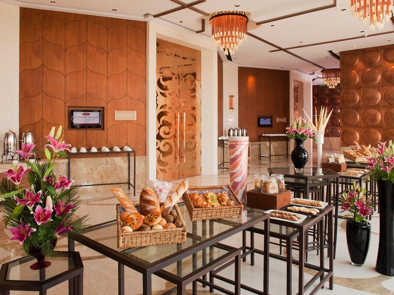 Crowne Plaza New Delhi Okhla 25