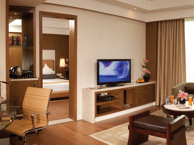 Crowne Plaza New Delhi Okhla 32