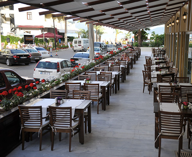 Mert Seaside Hotel 3