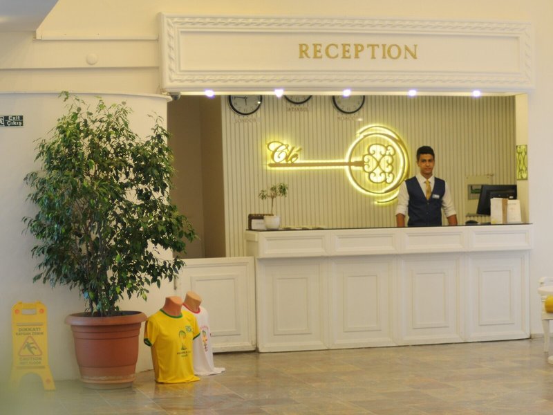 Mert Seaside Hotel  17