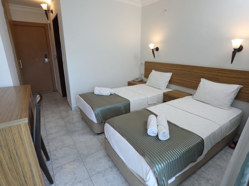Mert Seaside Hotel  34