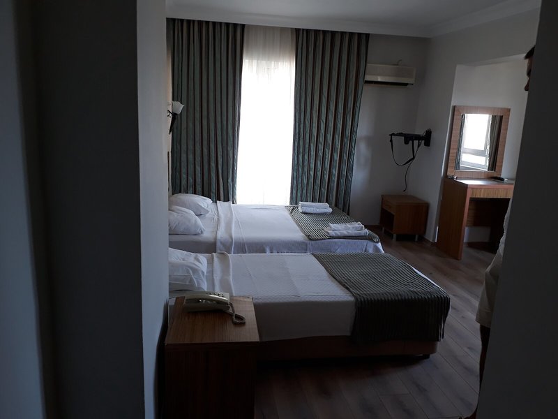 Mert Seaside Hotel  37