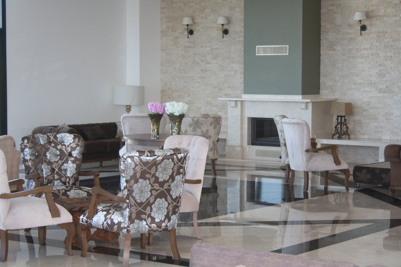 Korineum Golf & Beach Resort  6