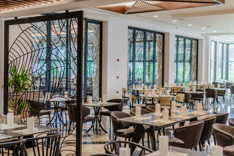 Korineum Golf & Beach Resort  12