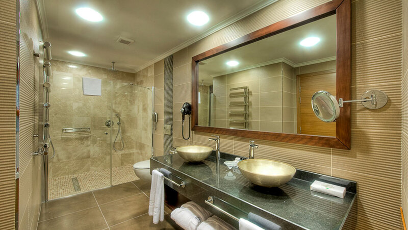 Korineum Golf & Beach Resort  33