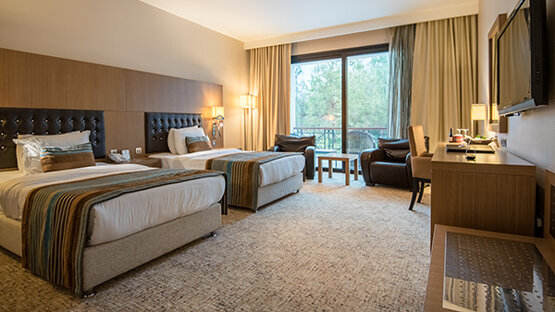 Korineum Golf & Beach Resort  36