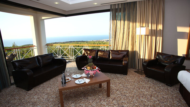 Korineum Golf & Beach Resort  37