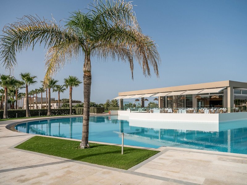 Avra Imperial Hotel 23