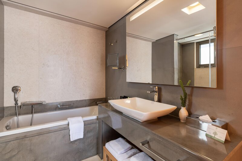 Avra Imperial Hotel 37