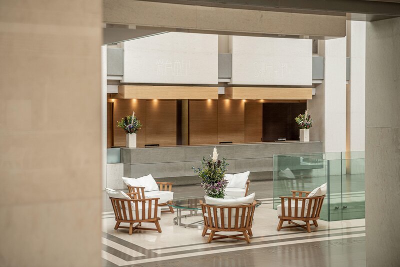 Avra Imperial Hotel 39