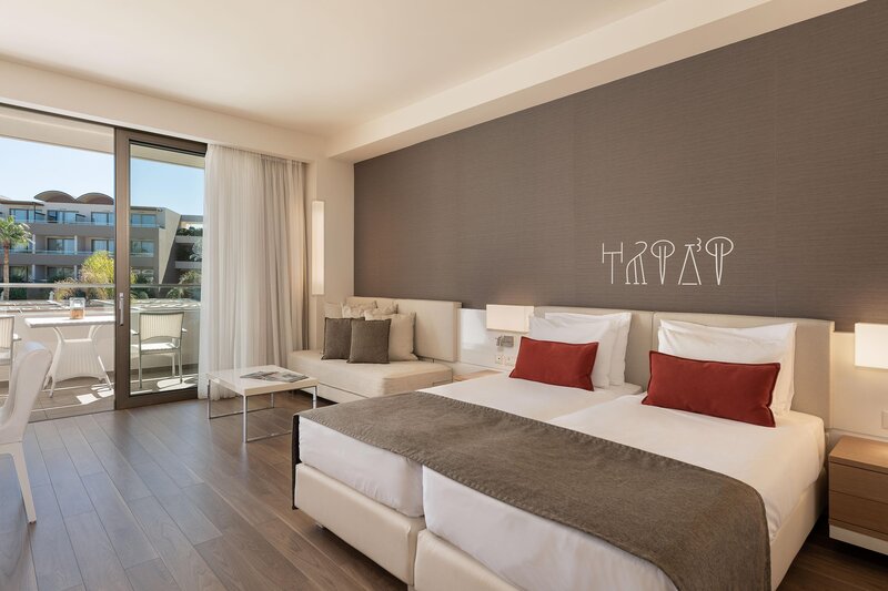 Avra Imperial Hotel 73
