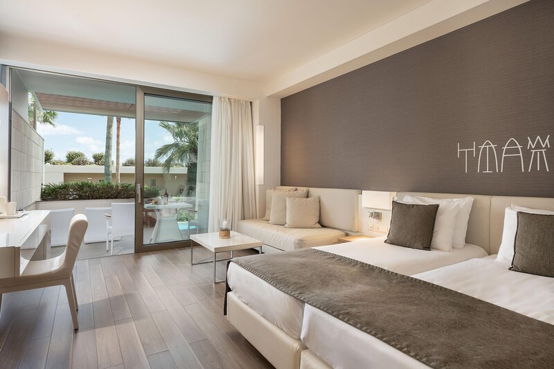 Avra Imperial Hotel 93