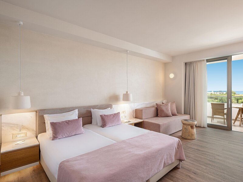 Avra Imperial Hotel 145