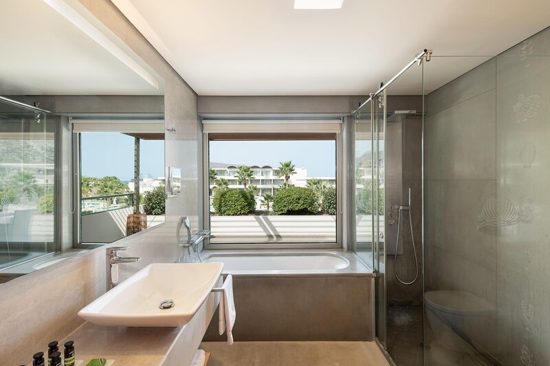 Avra Imperial Hotel 182