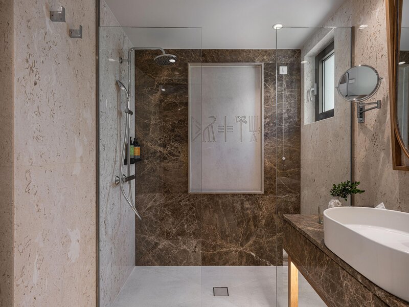 Avra Imperial Hotel 194