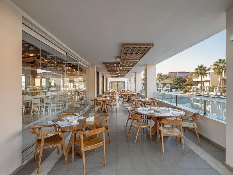 Avra Imperial Hotel 204
