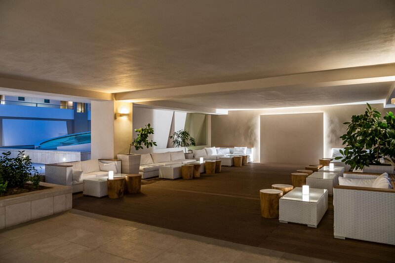 Avra Imperial Hotel 40