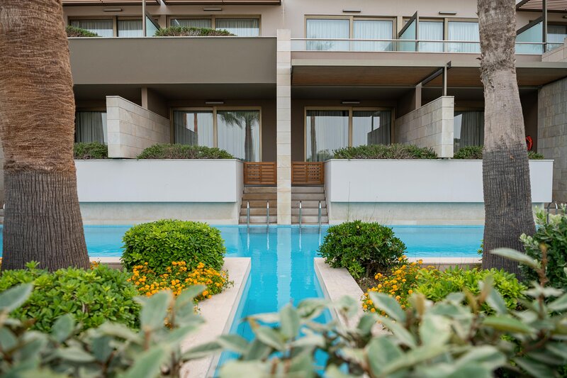 Avra Imperial Hotel 96