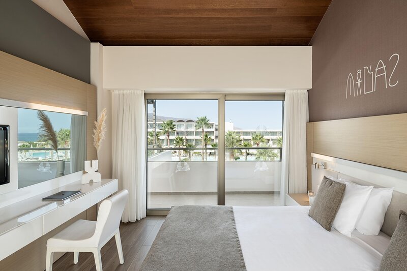 Avra Imperial Hotel 102