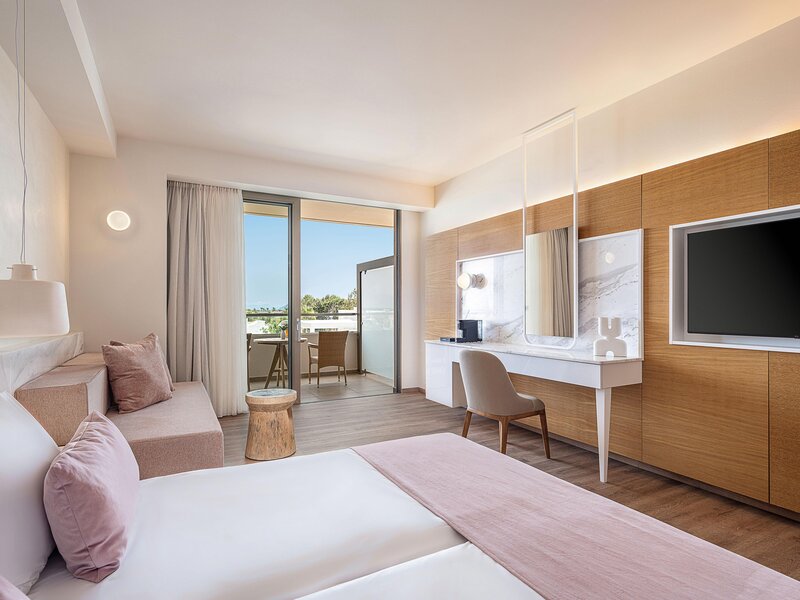 Avra Imperial Hotel 147