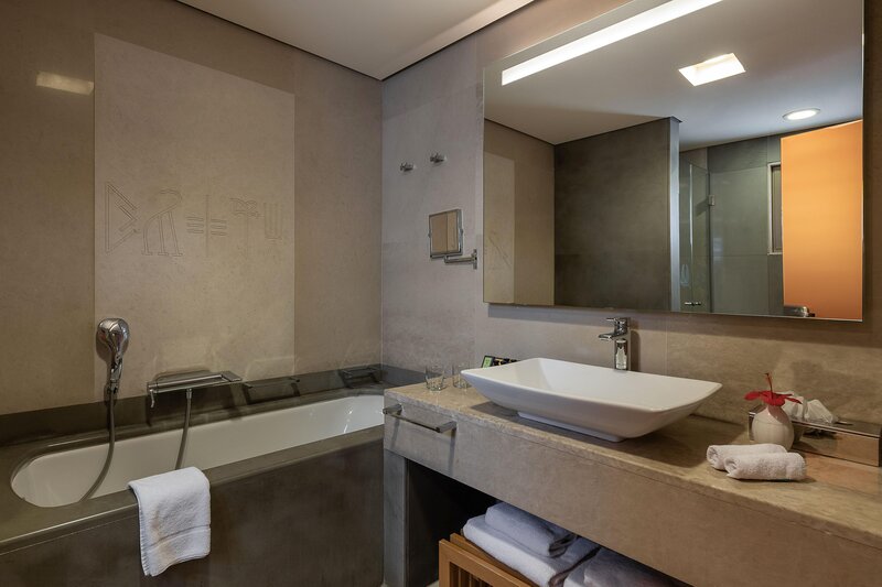 Avra Imperial Hotel 178