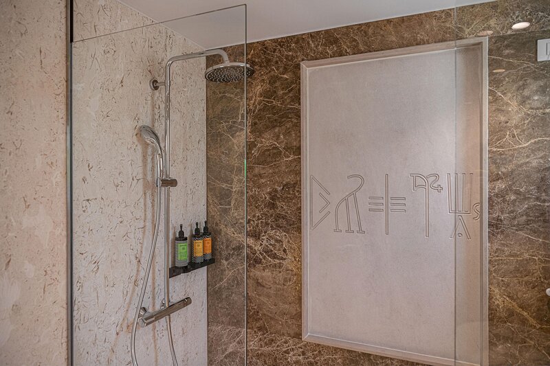 Avra Imperial Hotel 198