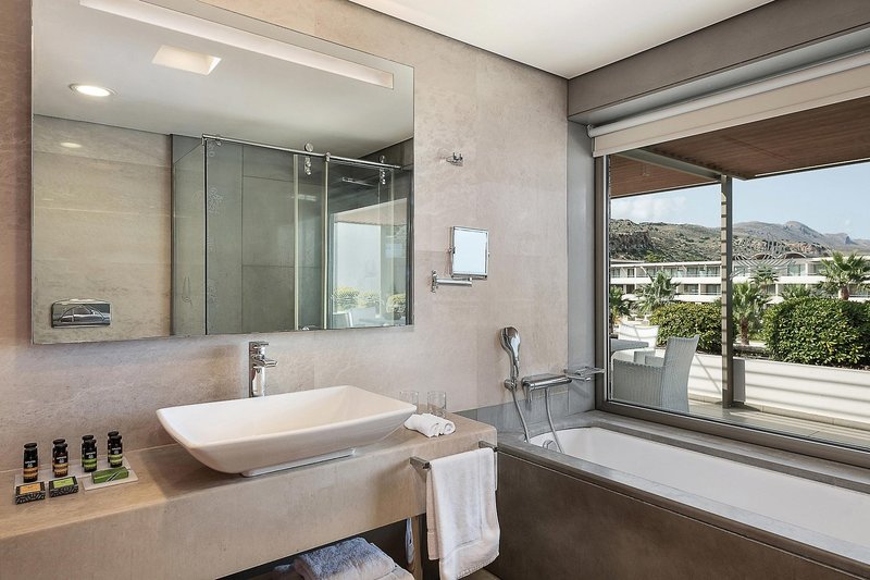 Avra Imperial Hotel 15