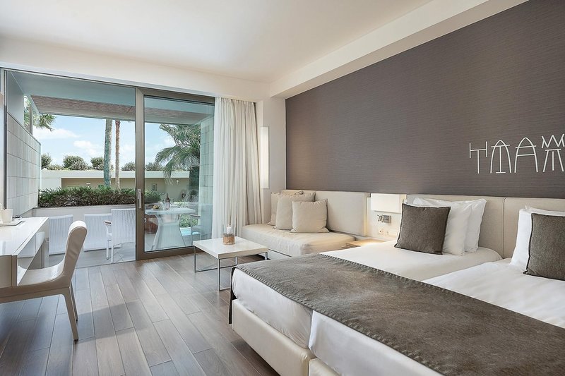 Avra Imperial Hotel 27