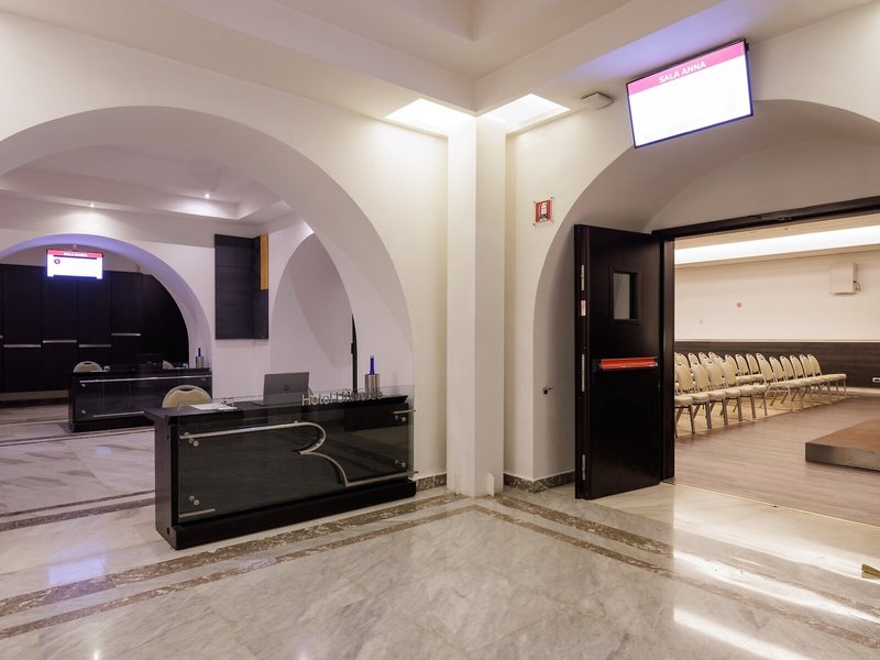 Best Western Plus Hotel Universo 11