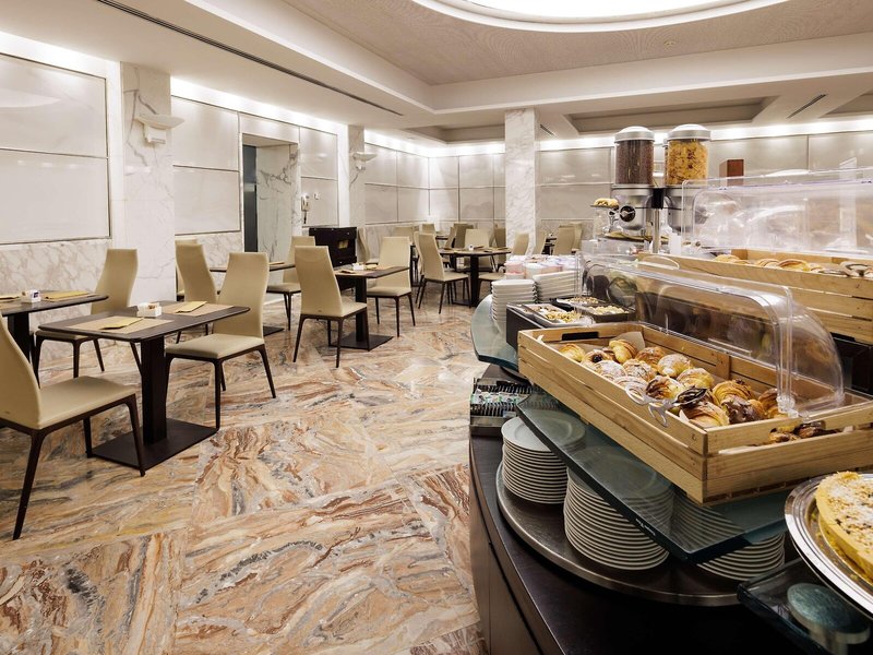 Best Western Plus Hotel Universo 14