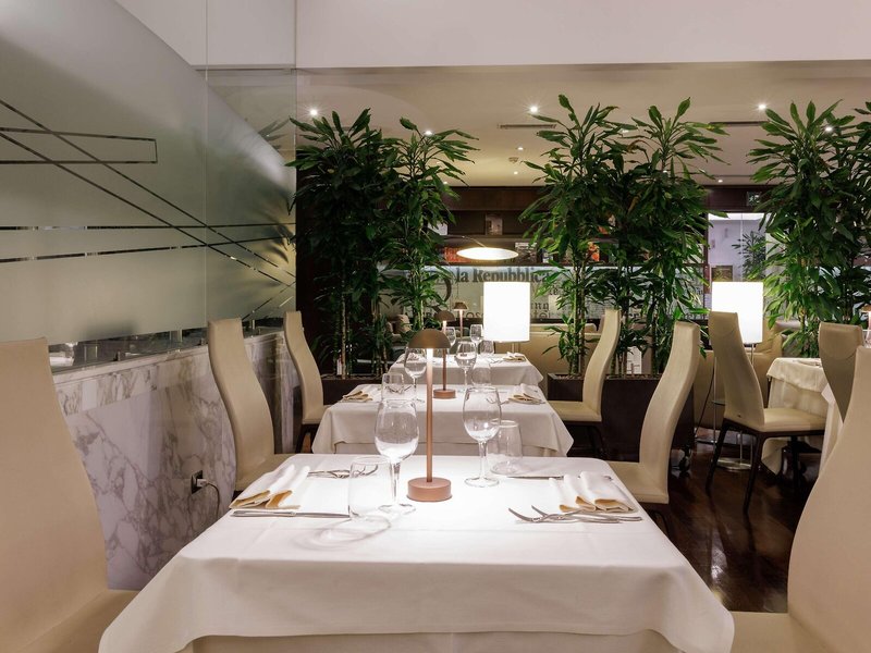 Best Western Plus Hotel Universo 18