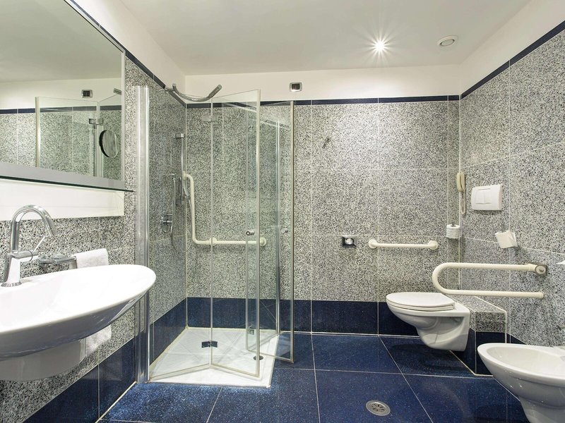Best Western Plus Hotel Universo 42