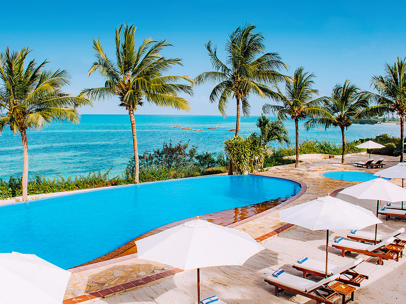 Sea Cliff Resort & Spa 7